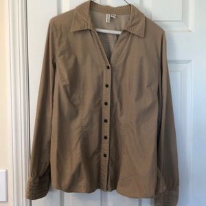 StJohns Bay L tan corduroy button down blouse long